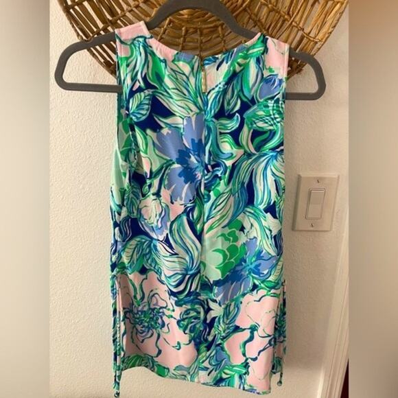 Lilly Pulitzer Floral Sleeveless Blouse - Excellent Condition - Size XXS - Picture 6 of 14